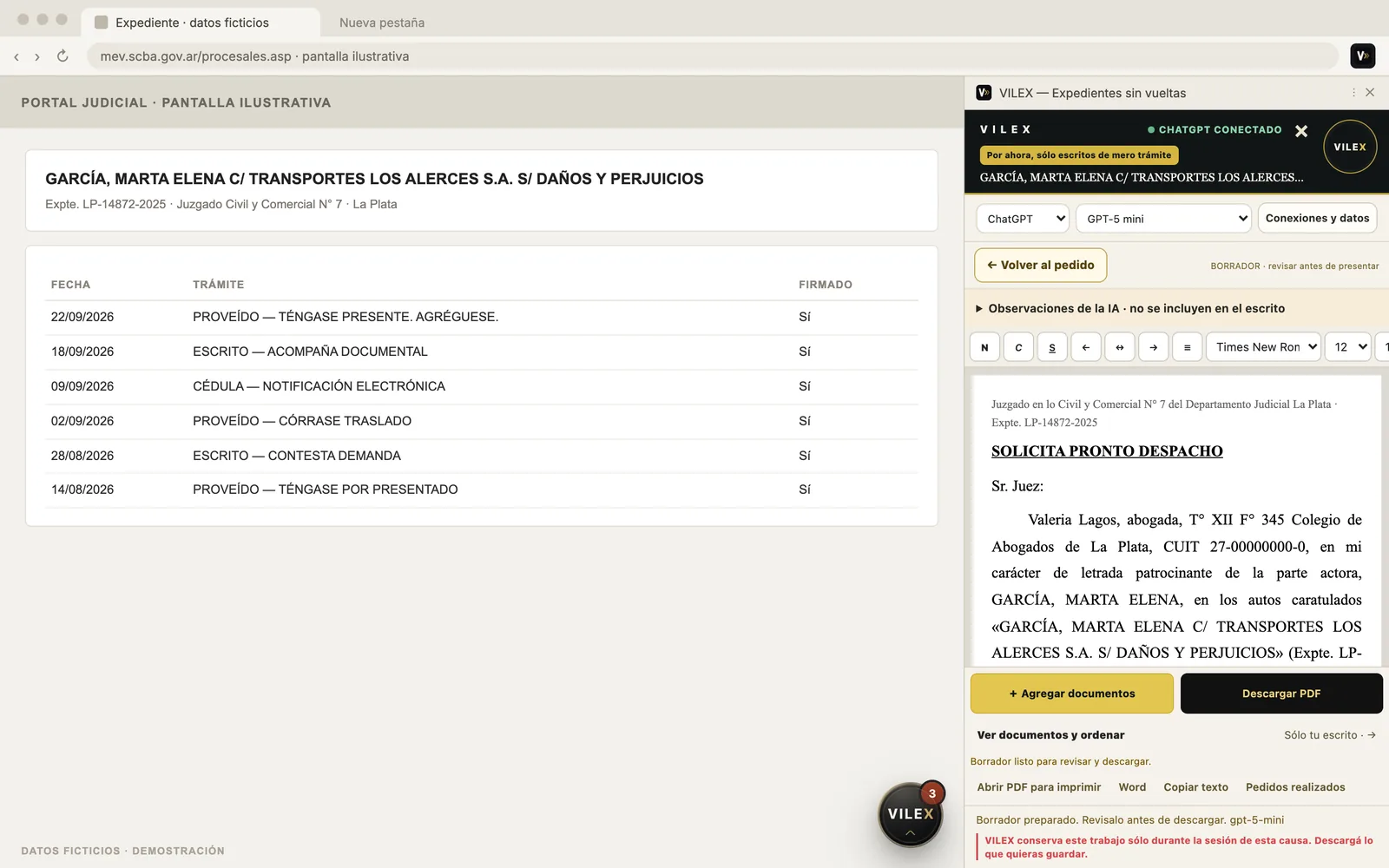 Portal judicial con una causa ficticia a la izquierda y, a la derecha, el panel de VILEX con un escrito de pronto despacho listo para revisar